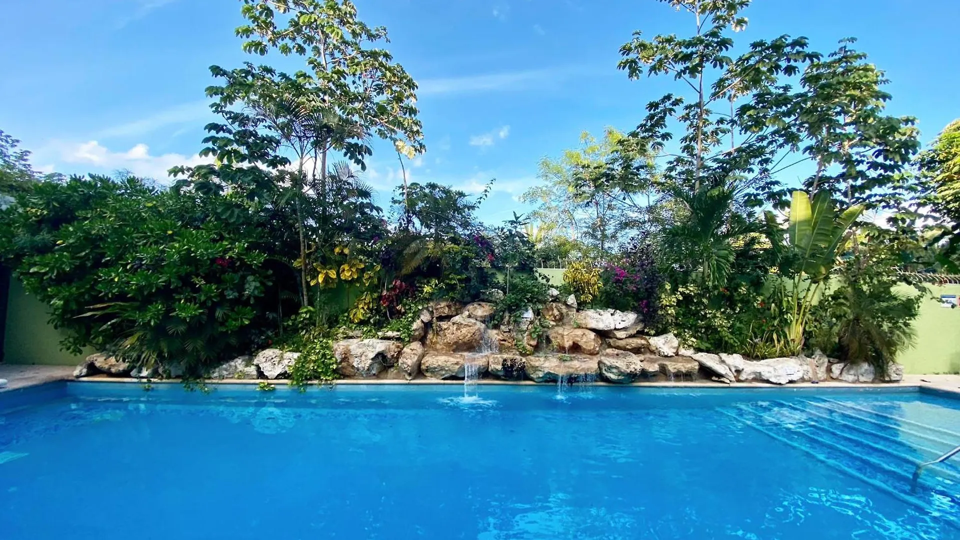 아파트 Huge Apartment, Steps To The Beach & Lifestyle 신데 델 카르멘